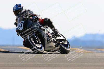 media/Jan-08-2022-SoCal Trackdays (Sat) [[1ec2777125]]/Turn 9 (125pm)/